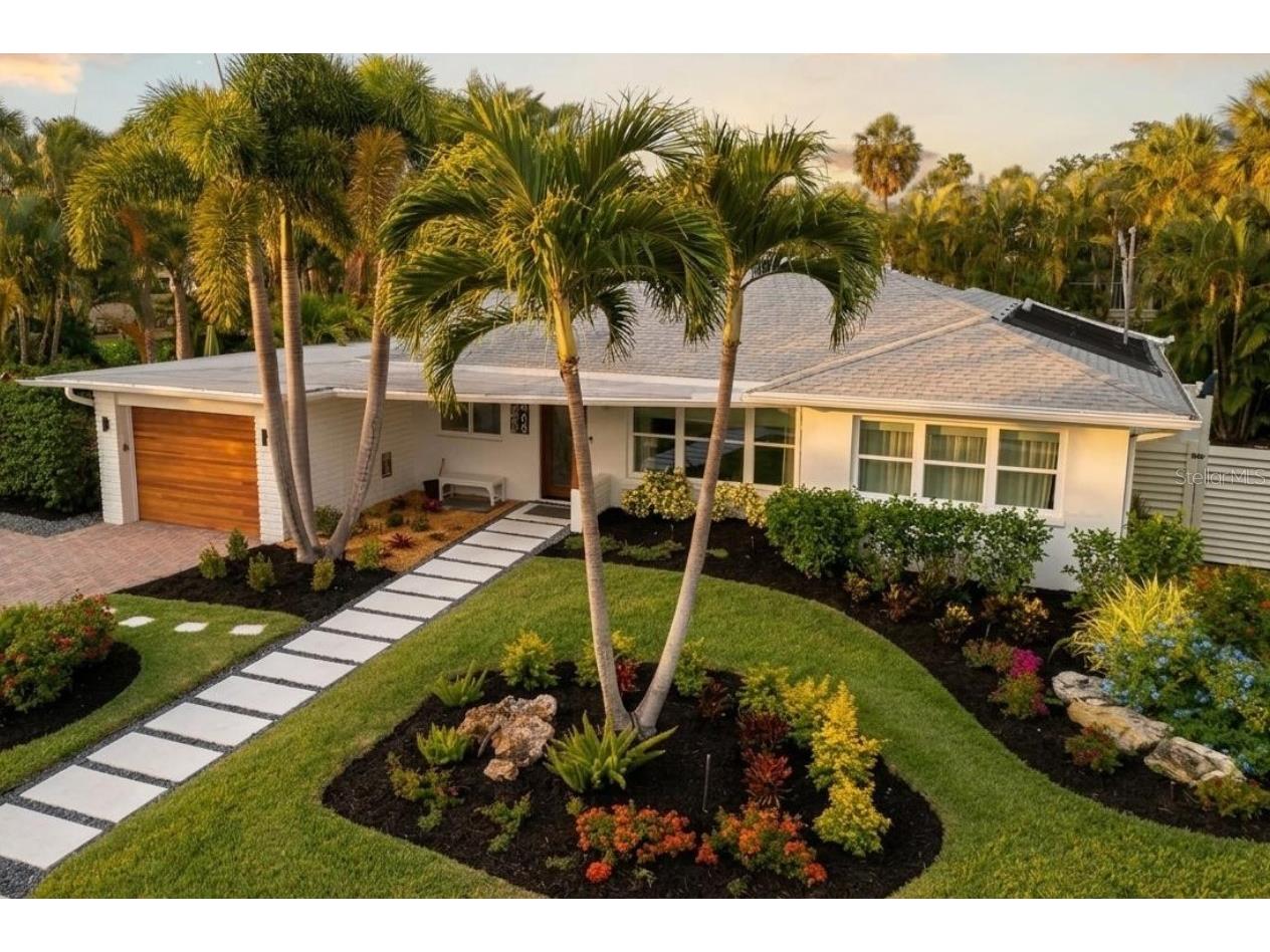 409 N Washington Drive Sarasota FL 34236 A4693984 image1