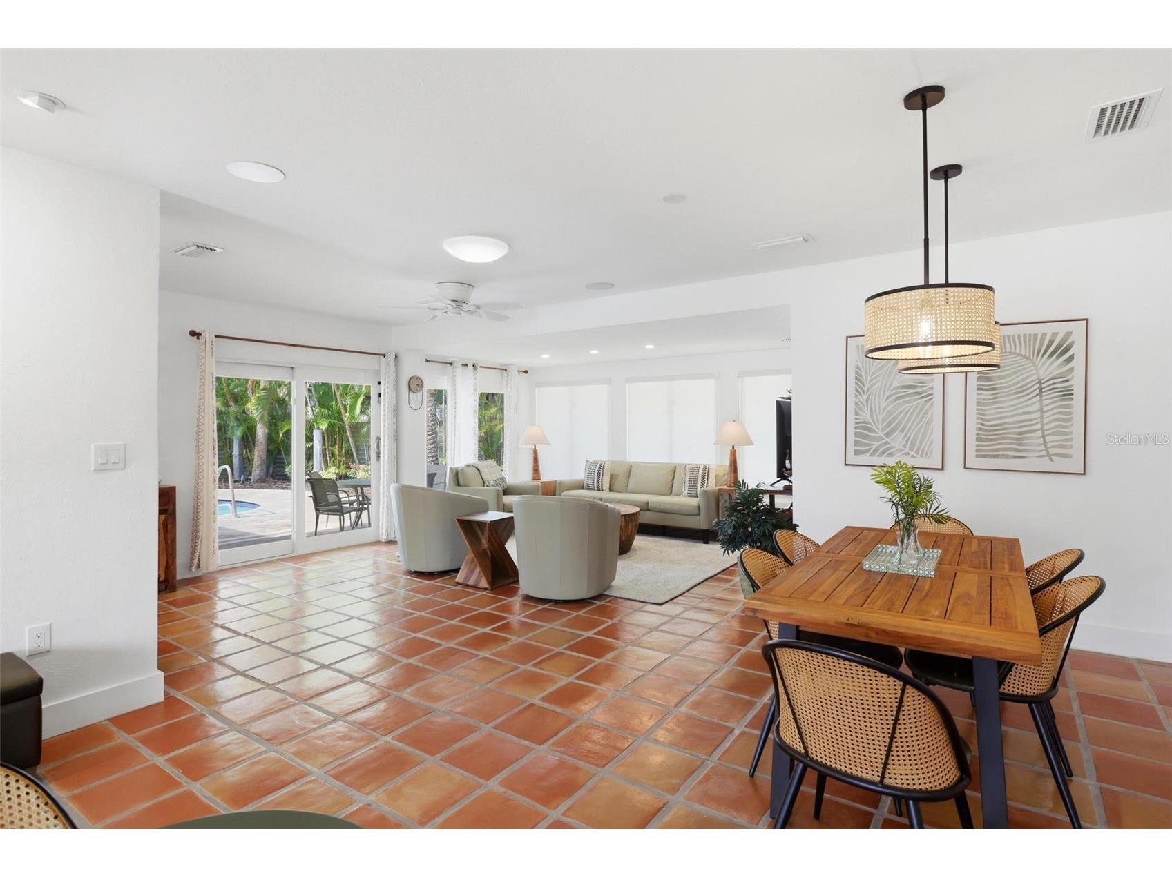 409 N Washington Drive Sarasota FL 34236 A4693984 image12