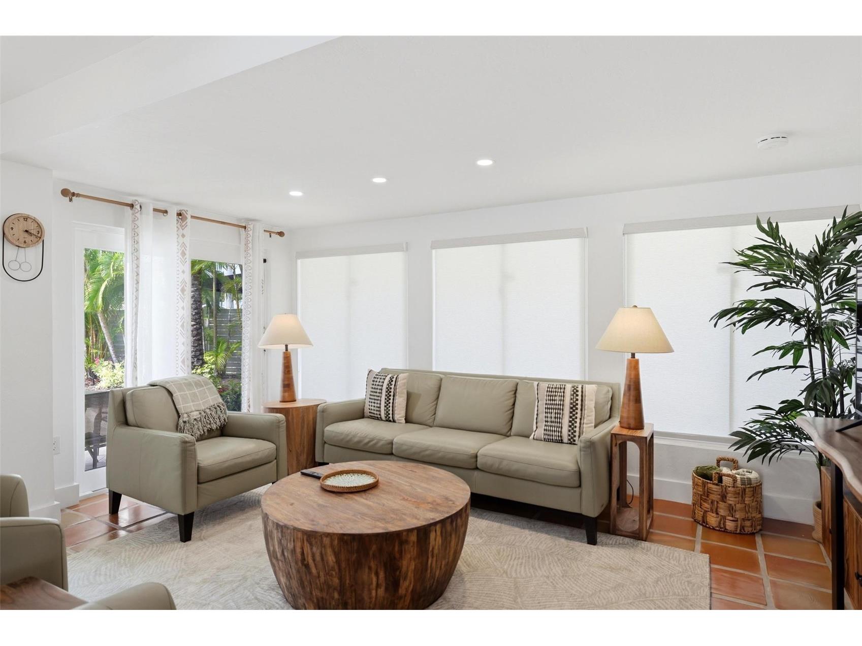 409 N Washington Drive Sarasota FL 34236 A4693984 image14