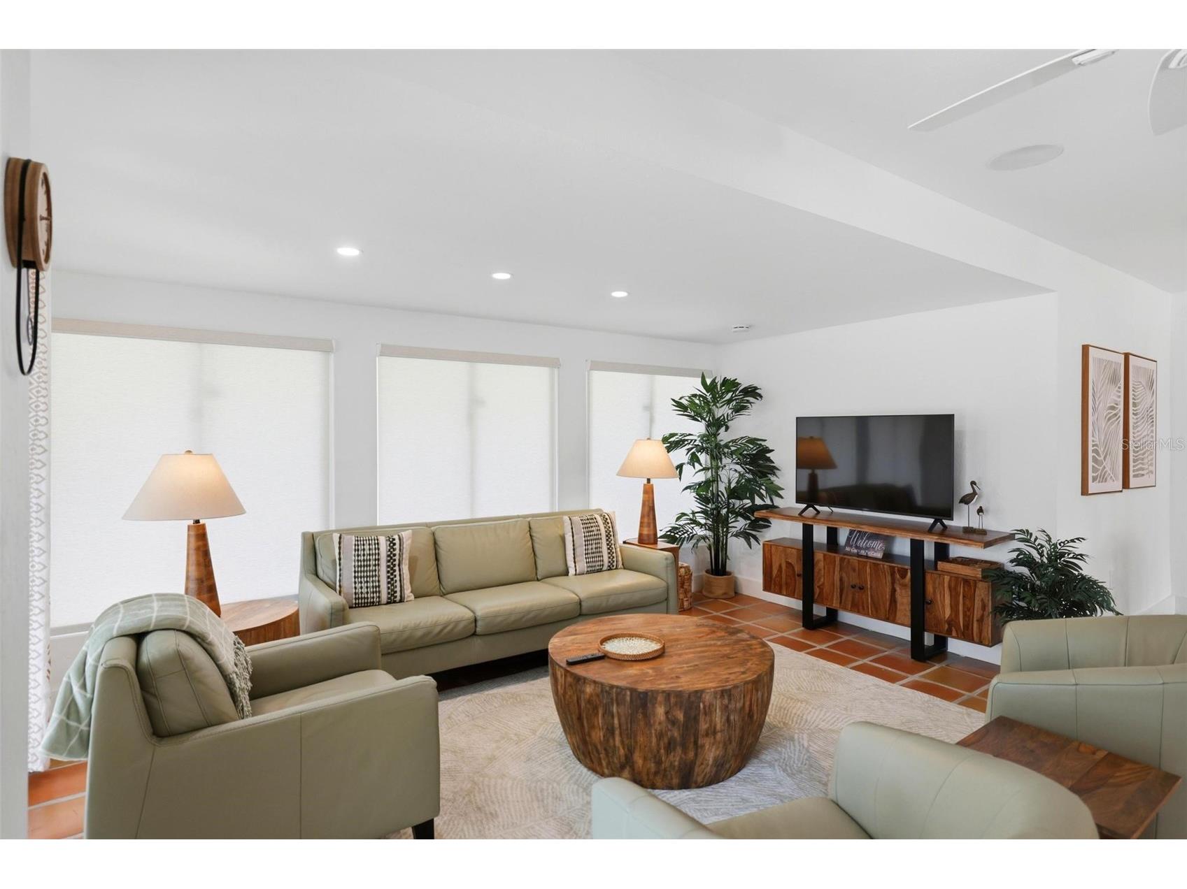 409 N Washington Drive Sarasota FL 34236 A4693984 image16