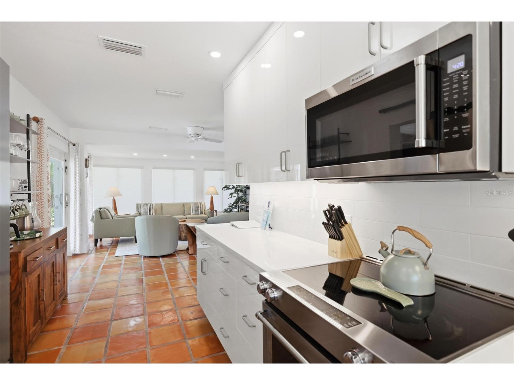 409 N Washington Drive Sarasota FL 34236 A4693984 image19