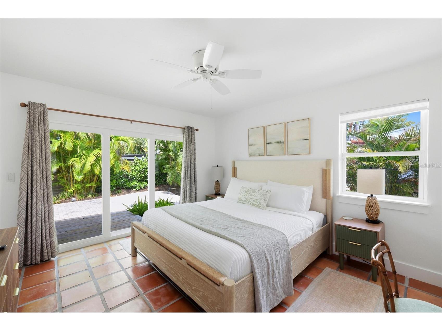 409 N Washington Drive Sarasota FL 34236 A4693984 image24