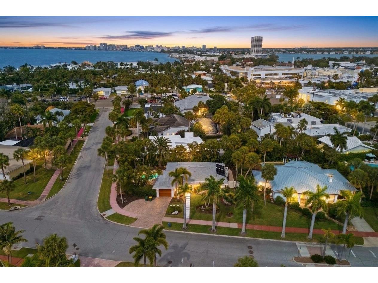 409 N Washington Drive Sarasota FL 34236 A4693984 image39