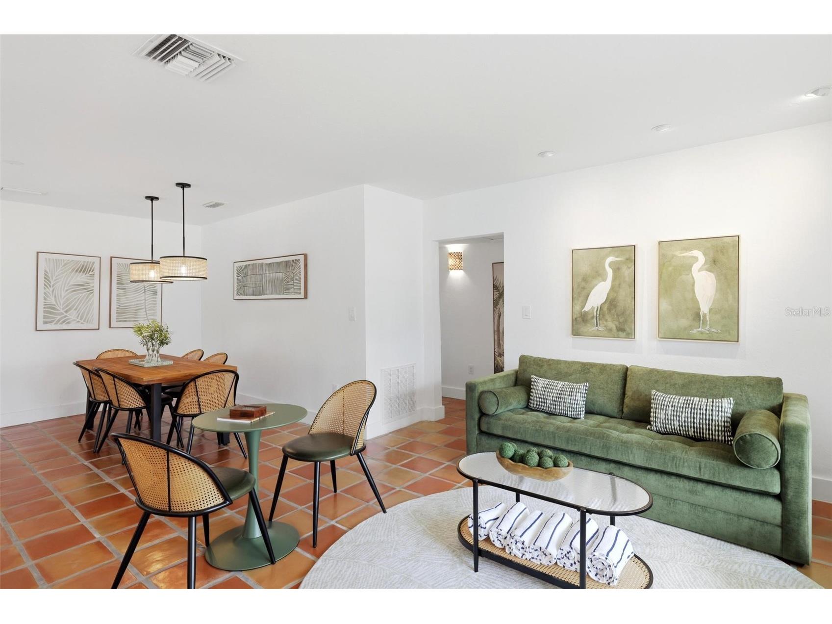 409 N Washington Drive Sarasota FL 34236 A4693984 image9