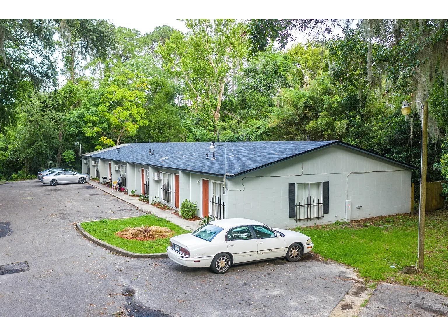 409 NE 11th Street Gainesville FL 32601 GC540806 image1