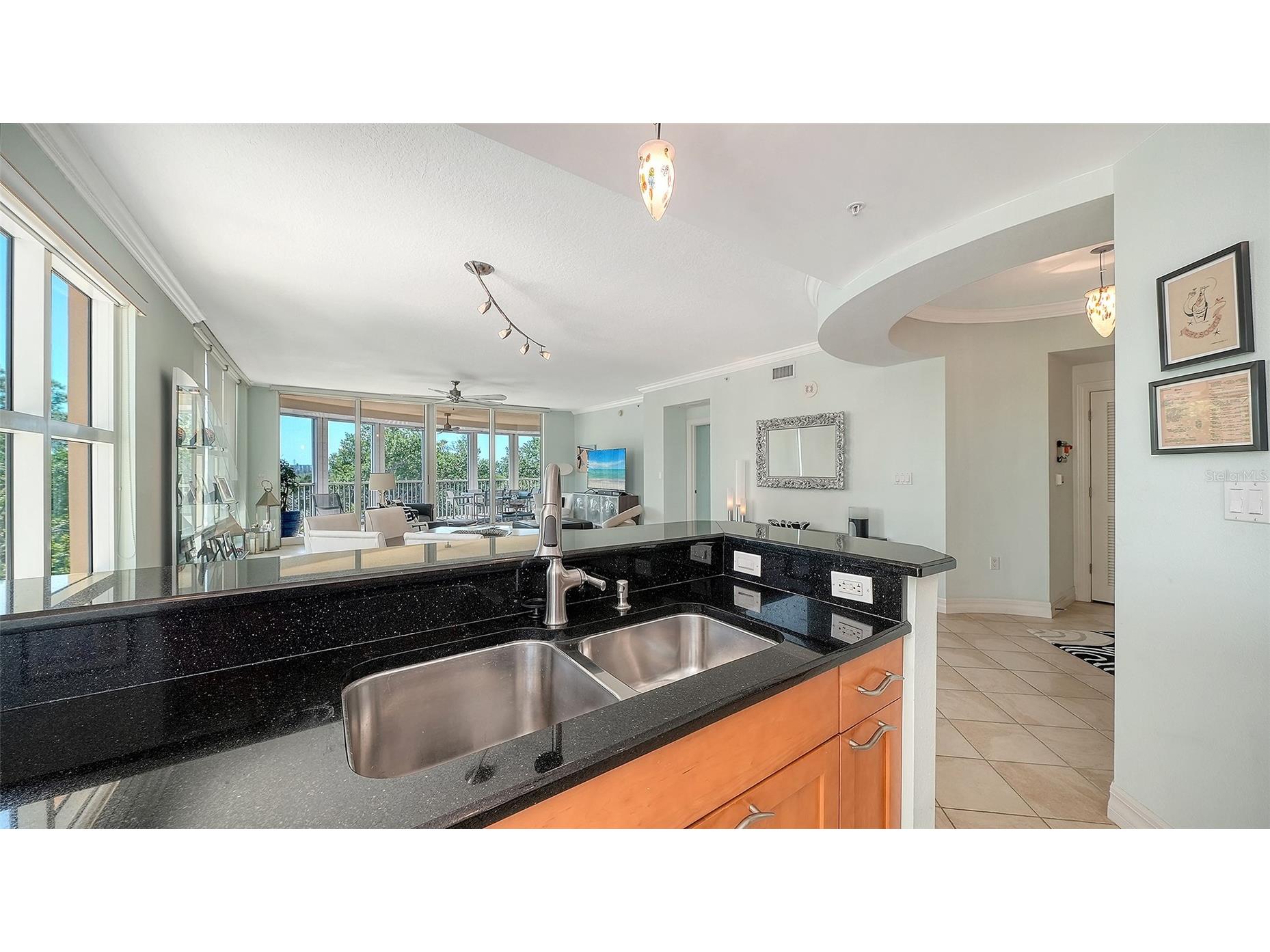 409 North Point Road #401 Osprey FL 34229 A4690812 image25