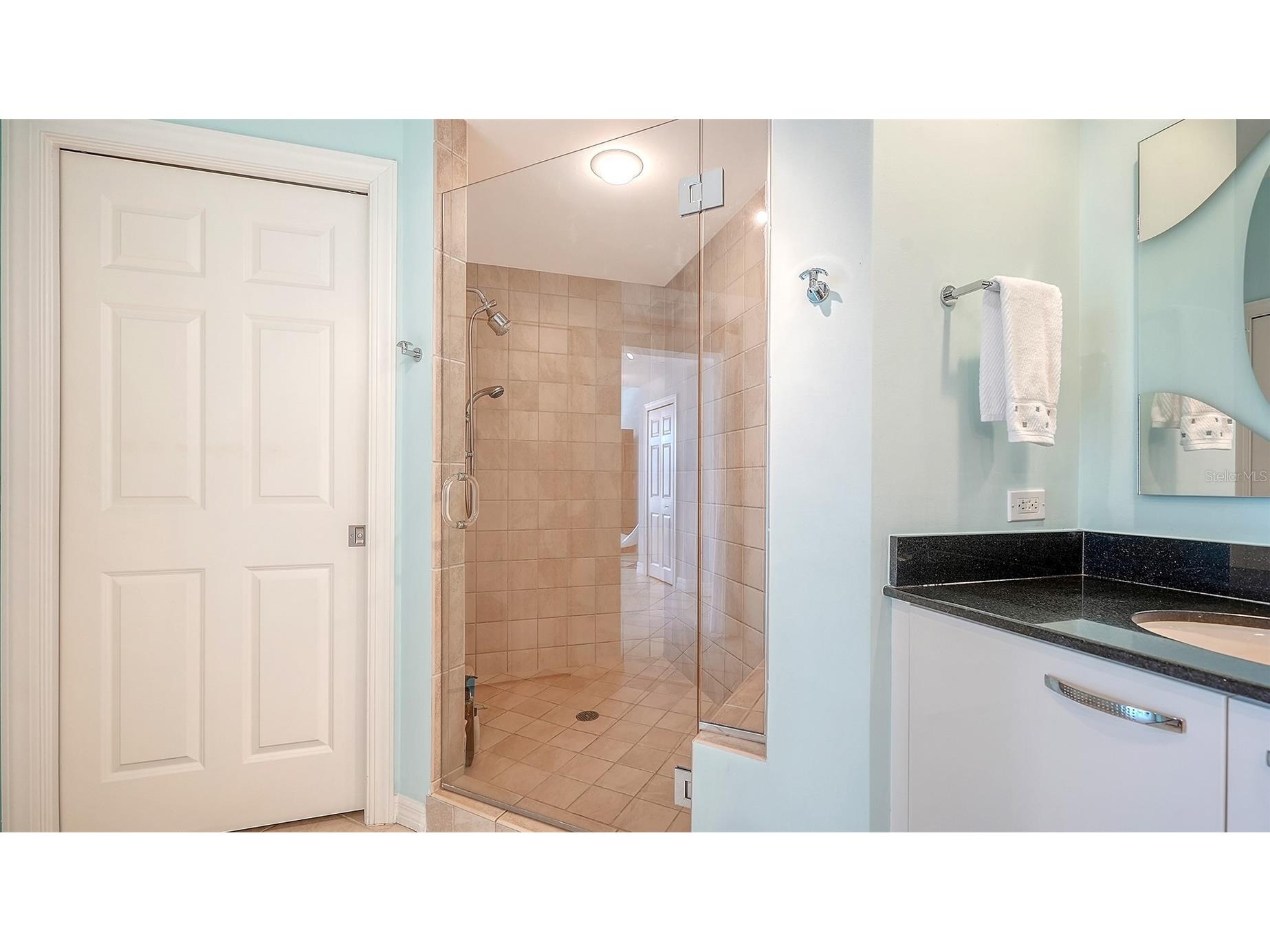 409 North Point Road #401 Osprey FL 34229 A4690812 image34
