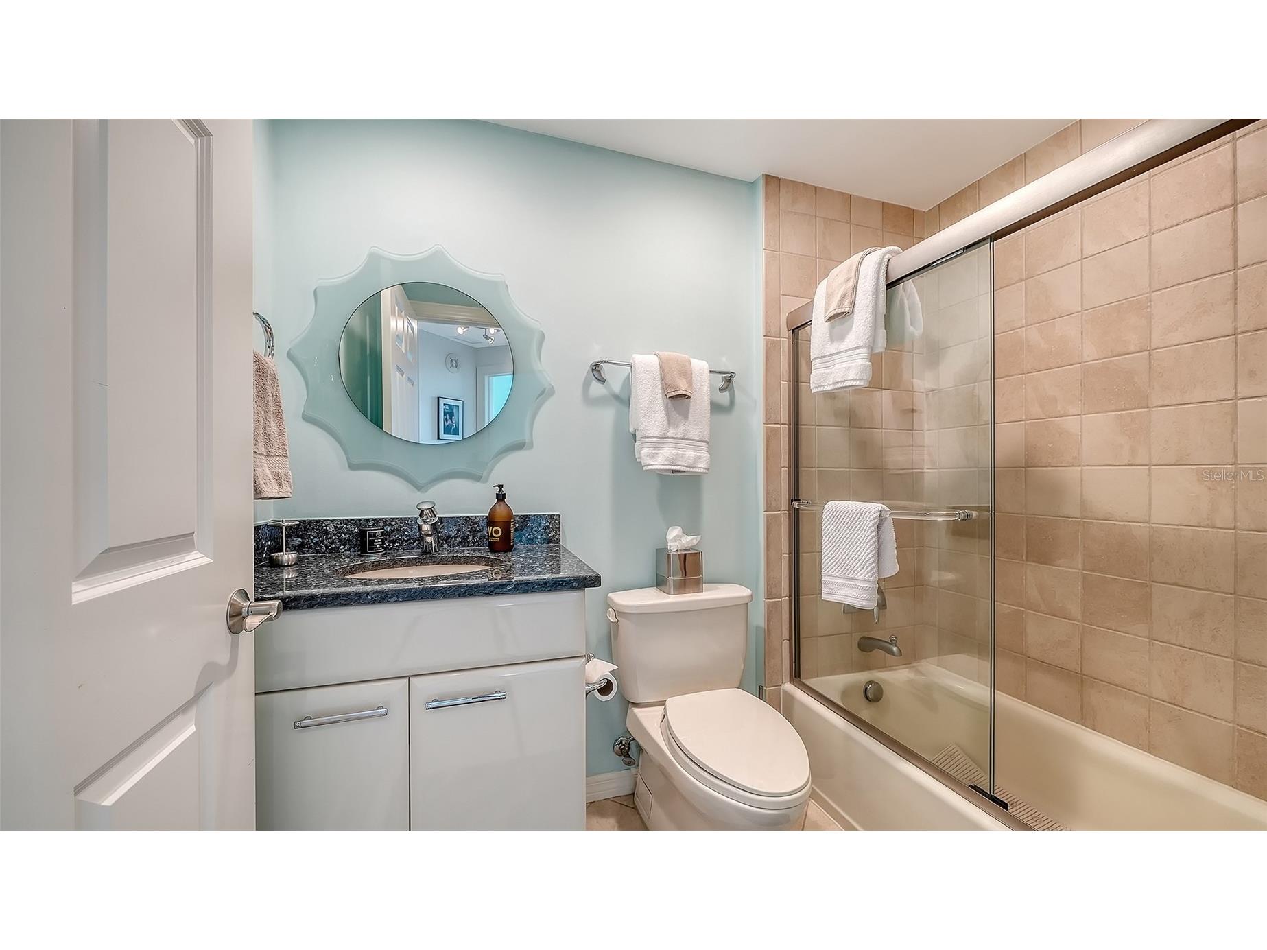 409 North Point Road #401 Osprey FL 34229 A4690812 image38