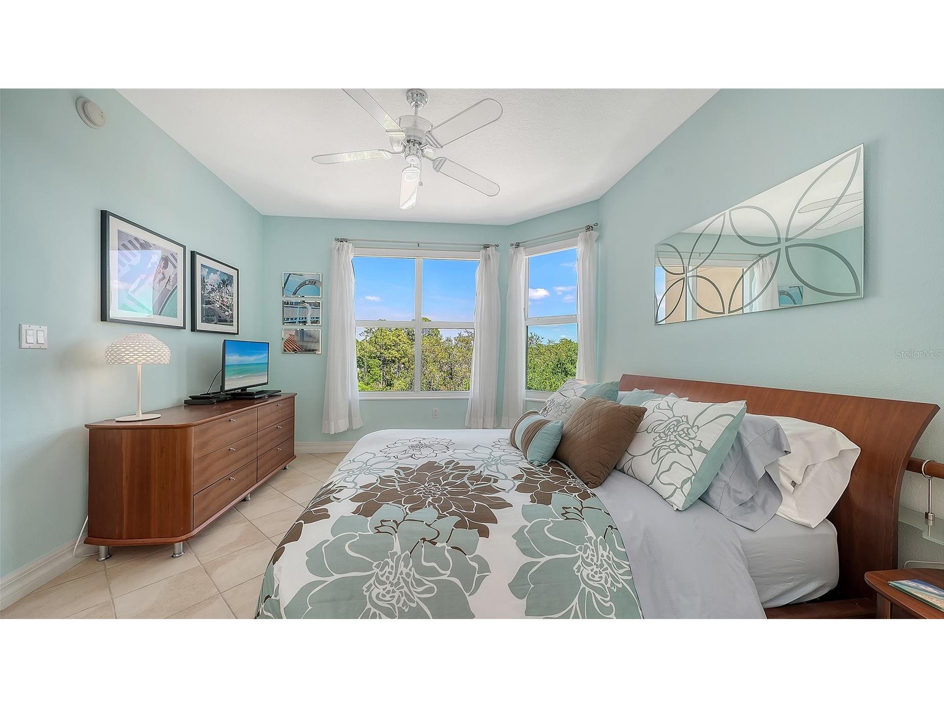 409 North Point Road #401 Osprey FL 34229 A4690812 image40