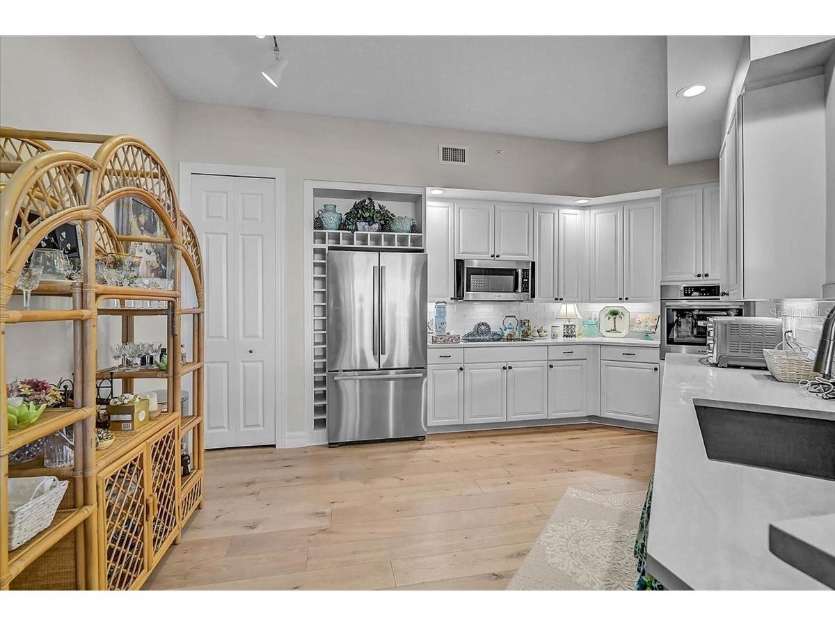 409 North Point Road #902 Osprey FL 34229 A4677305 image14