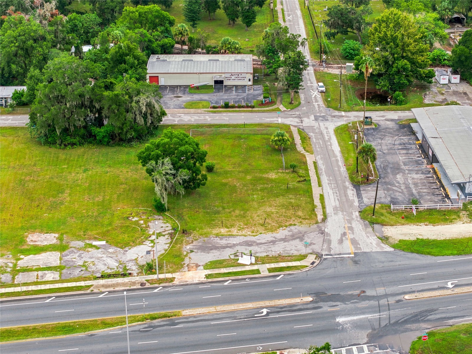 409 NW 8th Street Ocala FL 34475 OM728376 image18