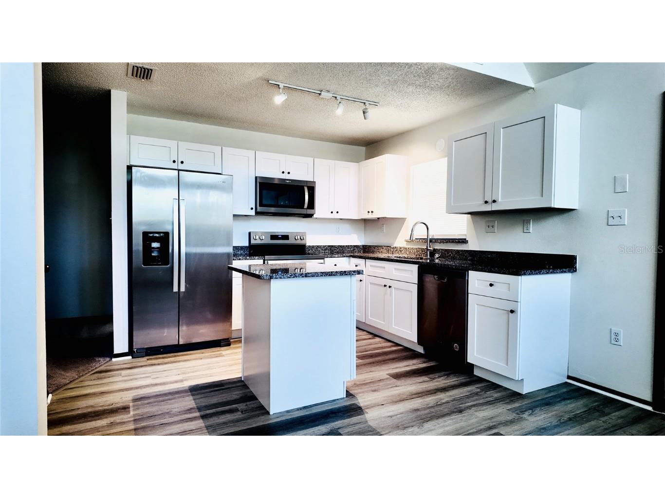 409 S Dixie Avenue Fruitland Park FL 34731 - DREAM LAKE O6346470 image13