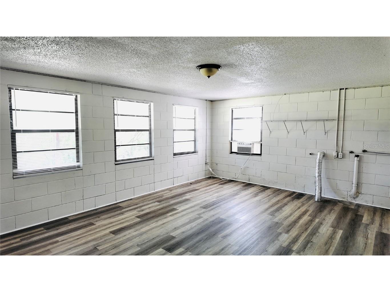 409 S Dixie Avenue Fruitland Park FL 34731 - DREAM LAKE O6346470 image29