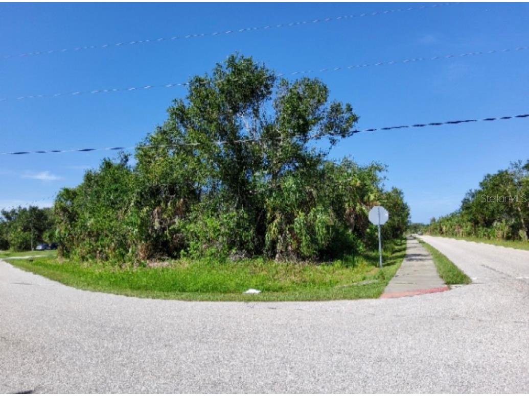 409 Sunset Boulevard E Punta Gorda FL 33982 O6127408 image1
