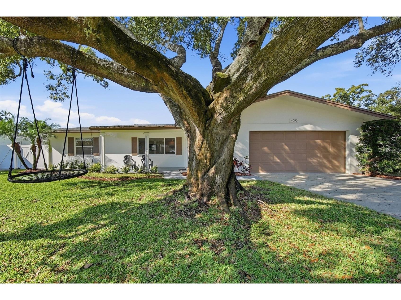 4090 14th Lane NE Saint Petersburg FL 33703 TB8462011 image1