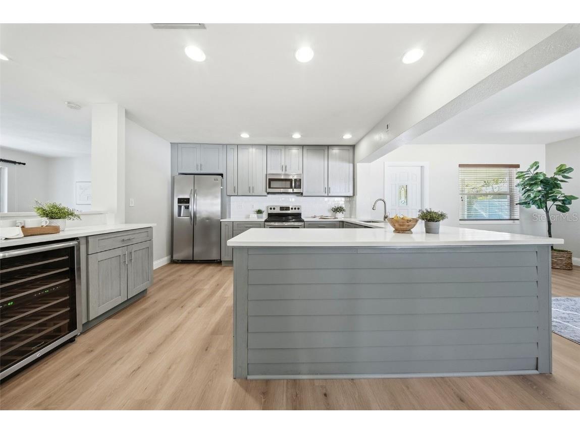 4090 14th Lane NE Saint Petersburg FL 33703 TB8462011 image11