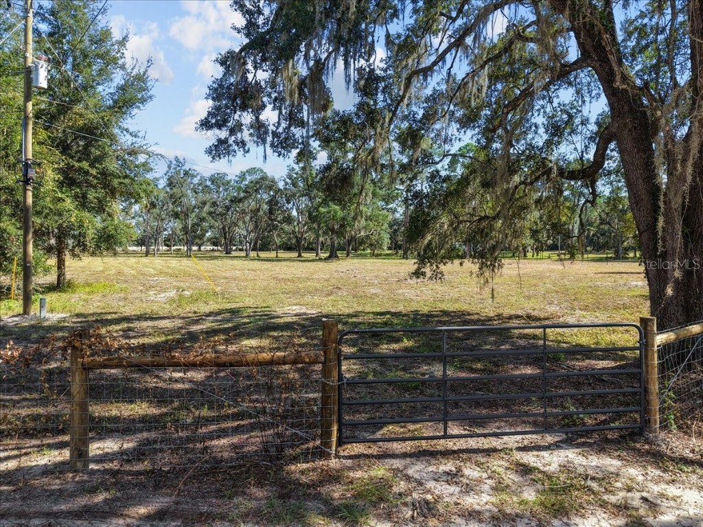 4090 NW 32nd Place Chiefland FL 32626 W7880363 image2