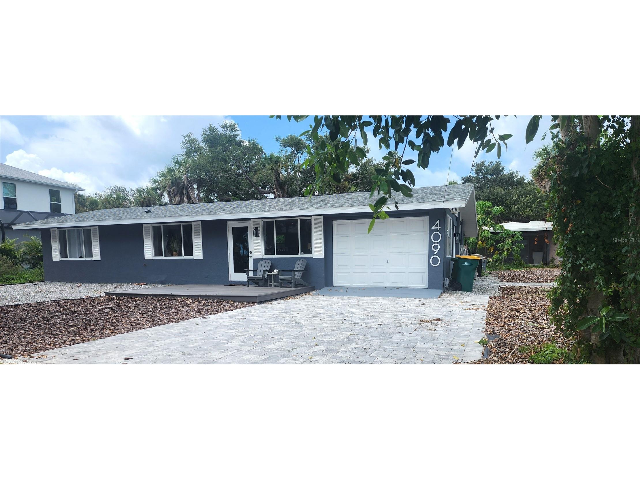 4090 Pelican Shores Circle Englewood FL 34223 N6142839 image1
