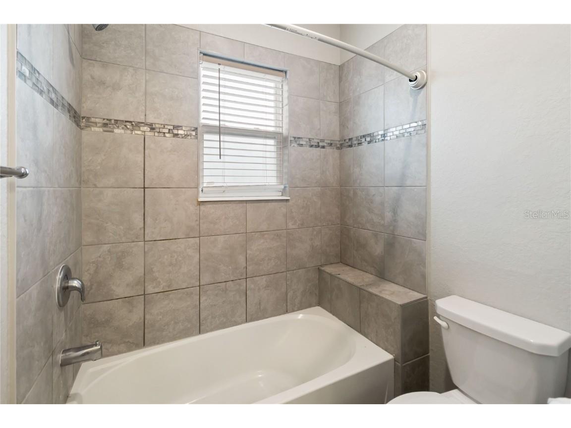 4090 Ruby Run Haines City FL 33844 O6334650 image32