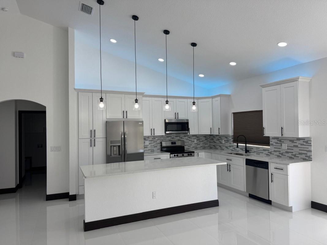 4090 SE 134th Place Belleview FL 34420 A4683205 image5