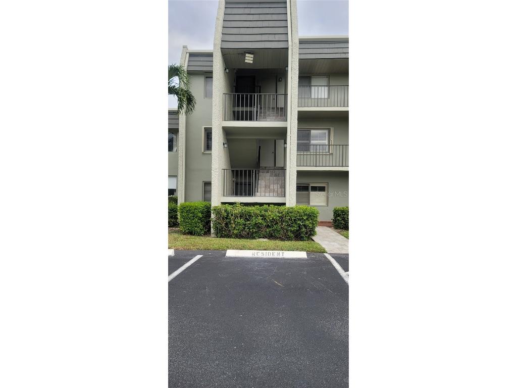 4090 Tivoli Court #201 Lake Worth FL 33467 G5093357 image3