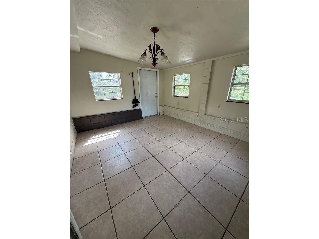 40907 W 3rd Avenue Umatilla FL 32784 V4946124 image7