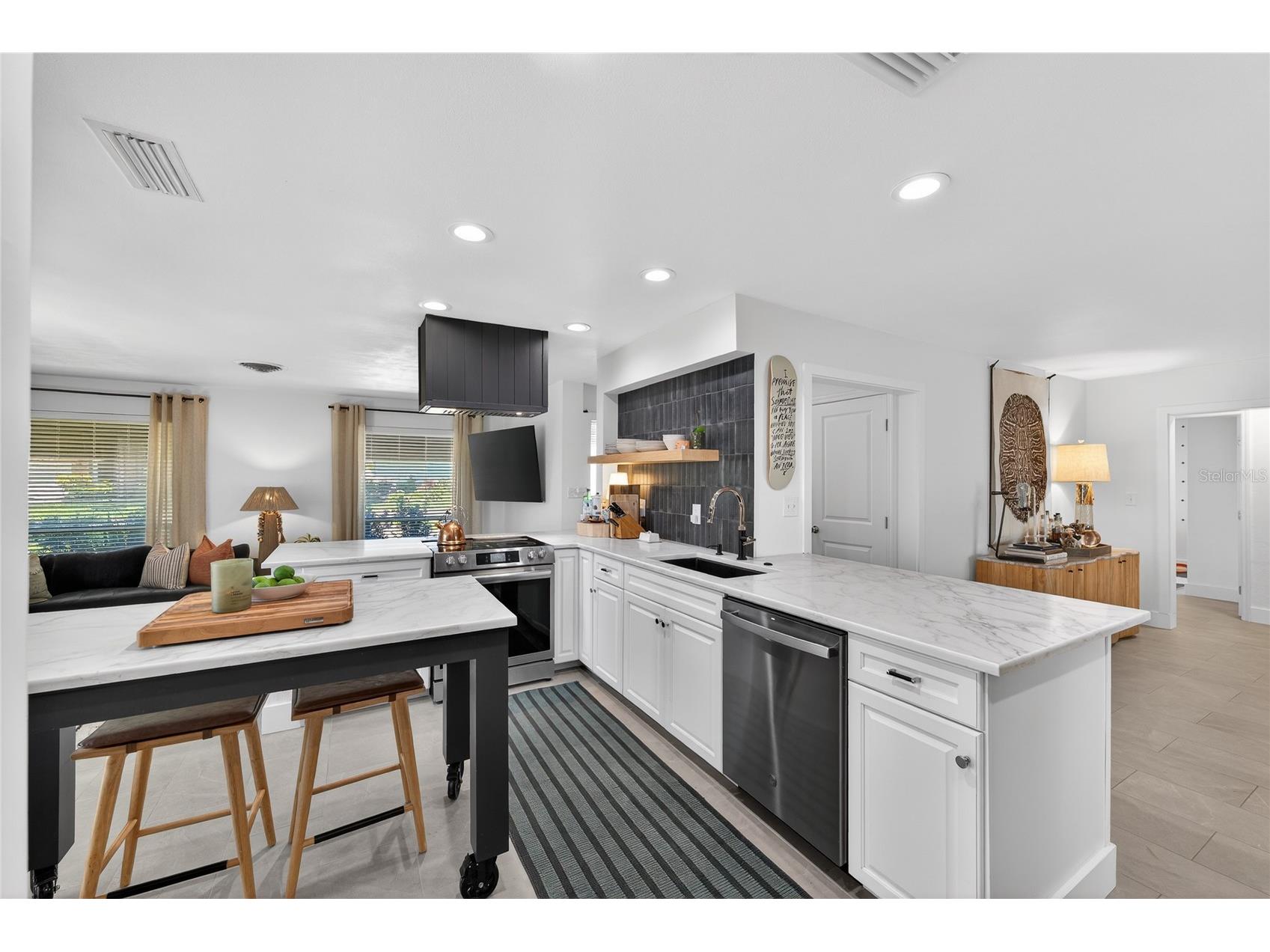 4091 13th Way NE Saint Petersburg FL 33703 - TAMPA BAY TB8428016 image10