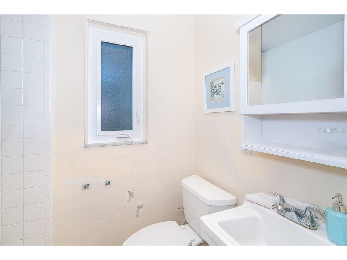 4093 Pelican Shores Circle Englewood FL 34223 - INTRACOASTAL WATERWAY D6142234 image10