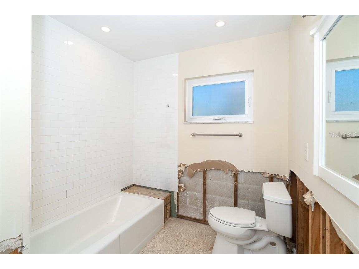 4093 Pelican Shores Circle Englewood FL 34223 - INTRACOASTAL WATERWAY D6142234 image13