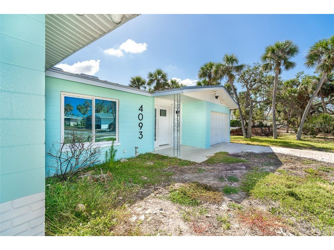 4093 Pelican Shores Circle Englewood FL 34223 - INTRACOASTAL WATERWAY D6142234 image2