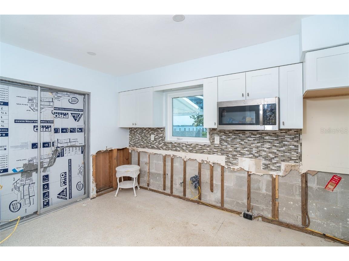 4093 Pelican Shores Circle Englewood FL 34223 - INTRACOASTAL WATERWAY D6142234 image7