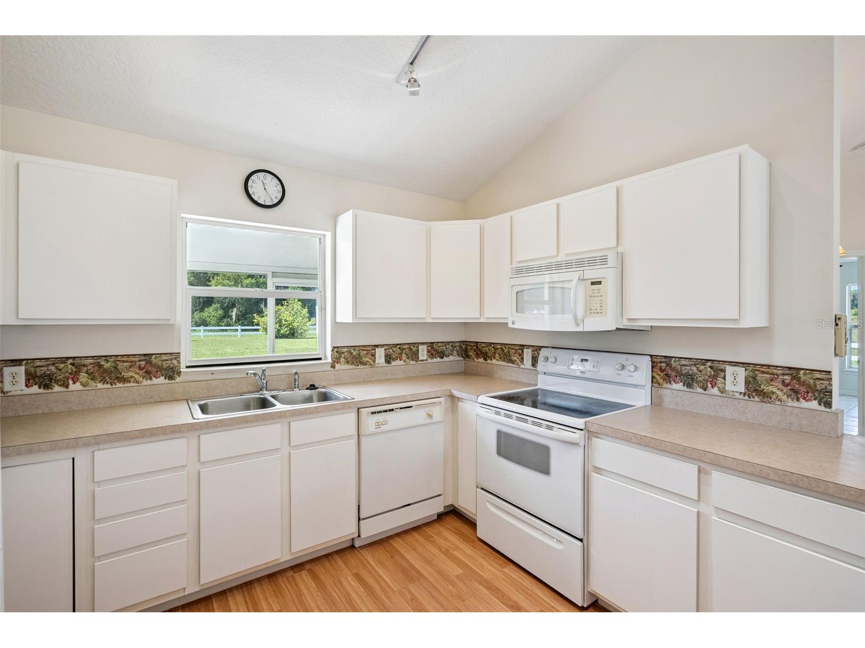 40932 Maxwell Road Umatilla FL 32784 O6423899 image10