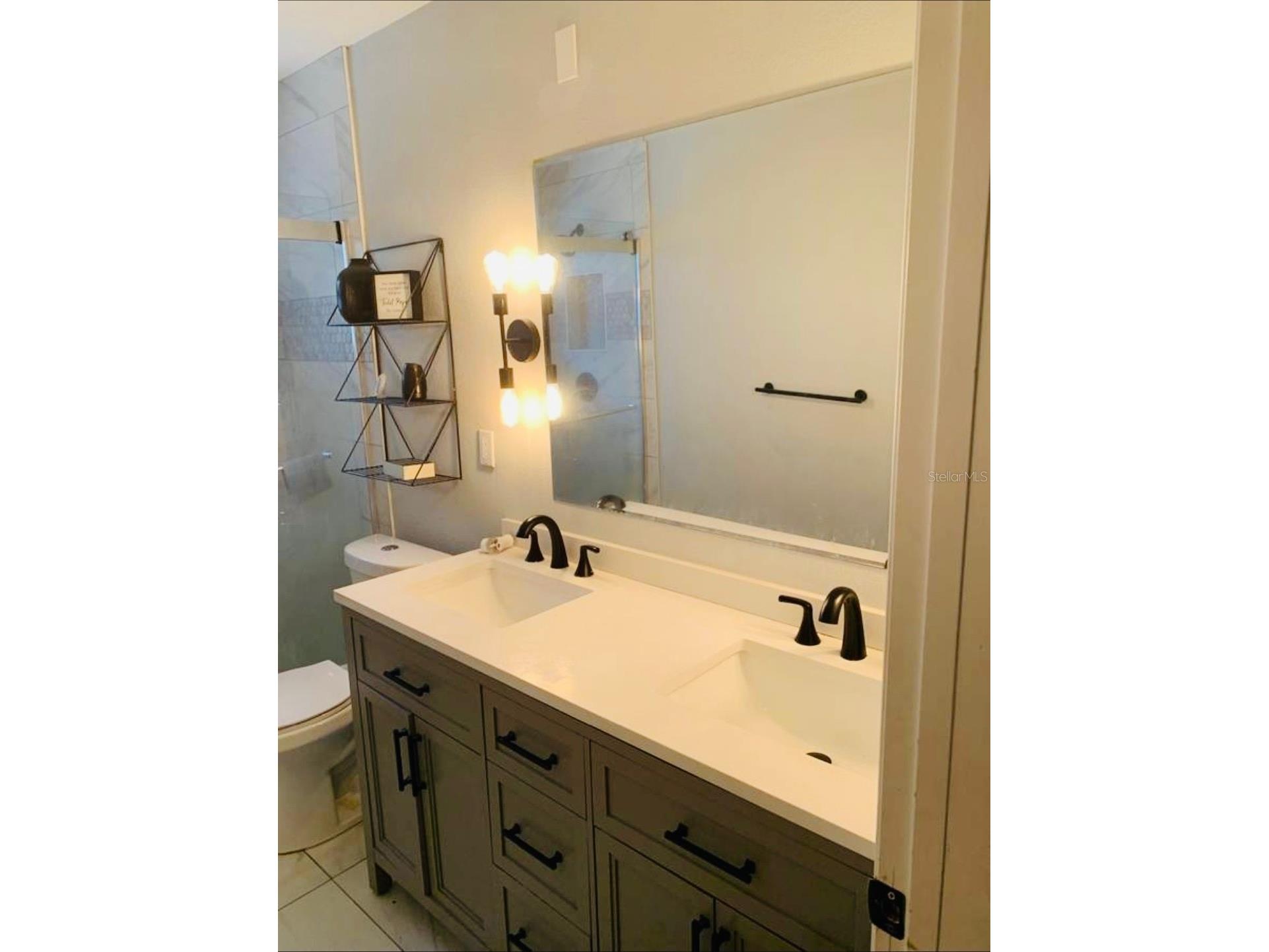 4094 Whiting Drive SE Saint Petersburg FL 33705 TB8526543 image17