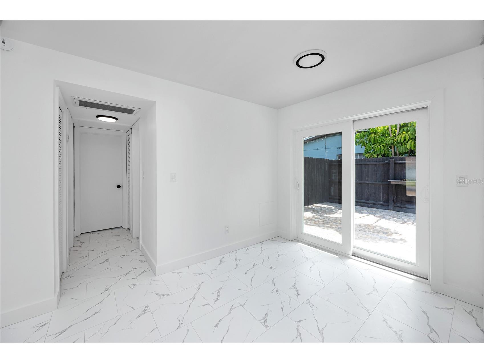 4095 Locust Street NE Saint Petersburg FL 33703 TB8521827 image17