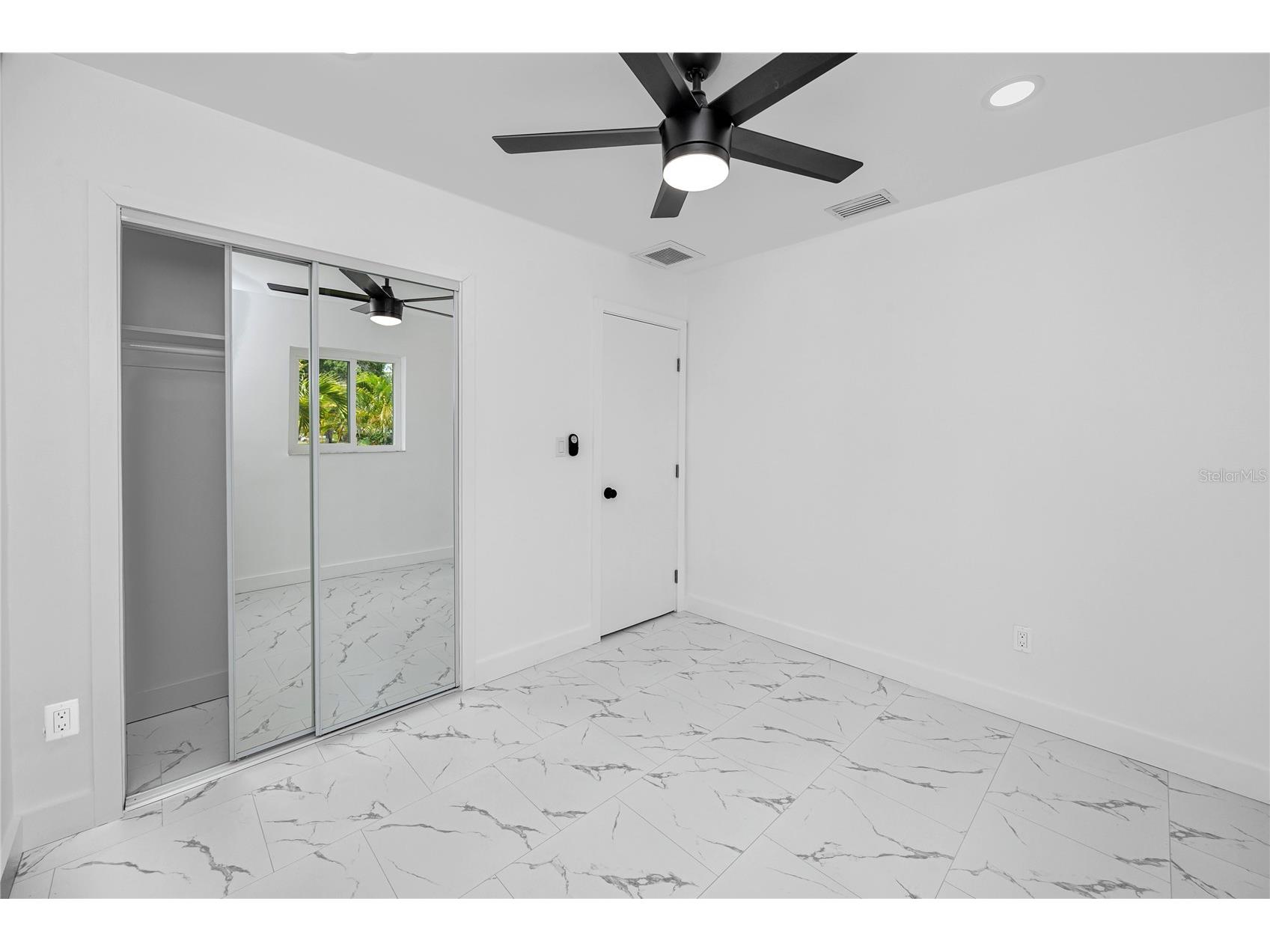 4095 Locust Street NE Saint Petersburg FL 33703 TB8521827 image32