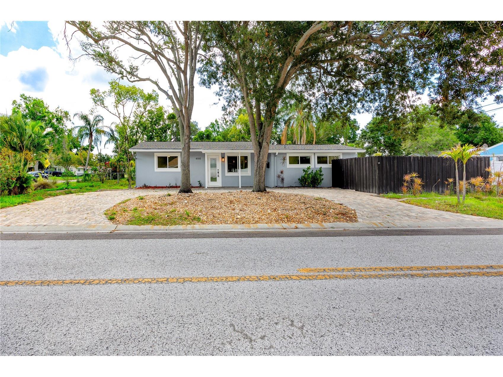4095 Locust Street NE Saint Petersburg FL 33703 TB8521827 image7