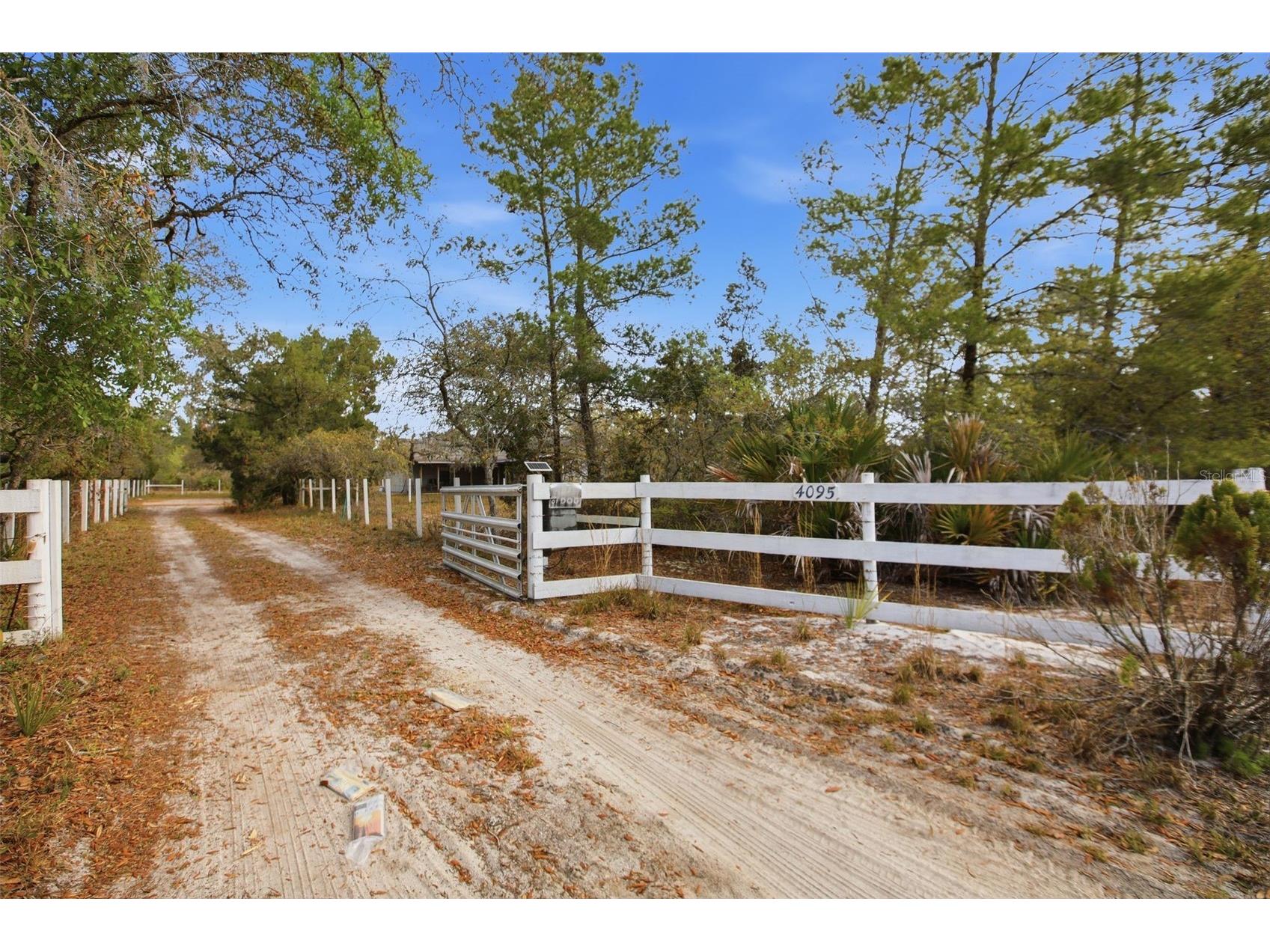 4095 Pioneer Way New Smyrna Beach FL 32168 O6396109 image38