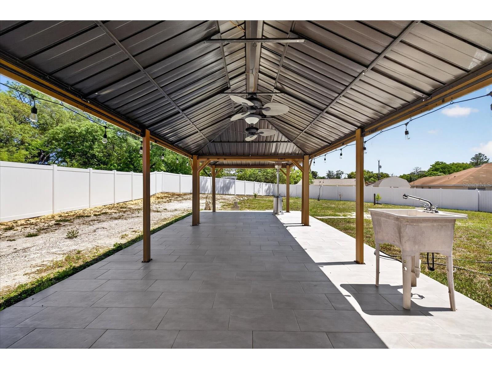 4096 Landover Boulevard Spring Hill FL 34609 TB8500300 image32