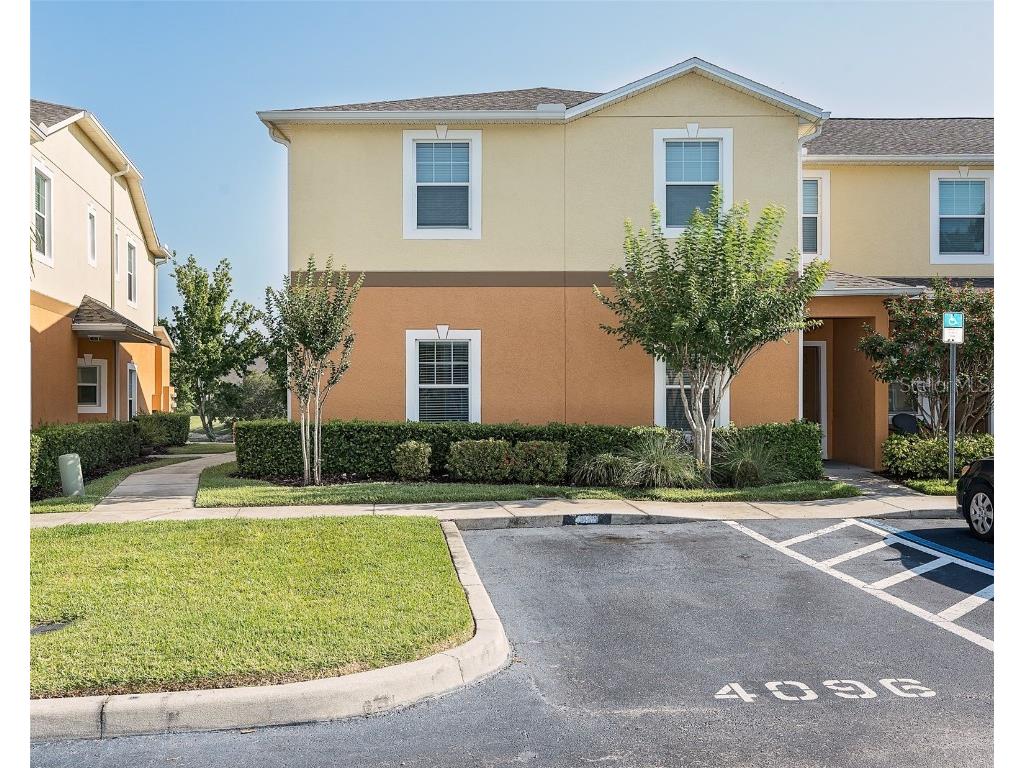 4096 Winding Vine Drive Lakeland FL 33812 L4936832 image1
