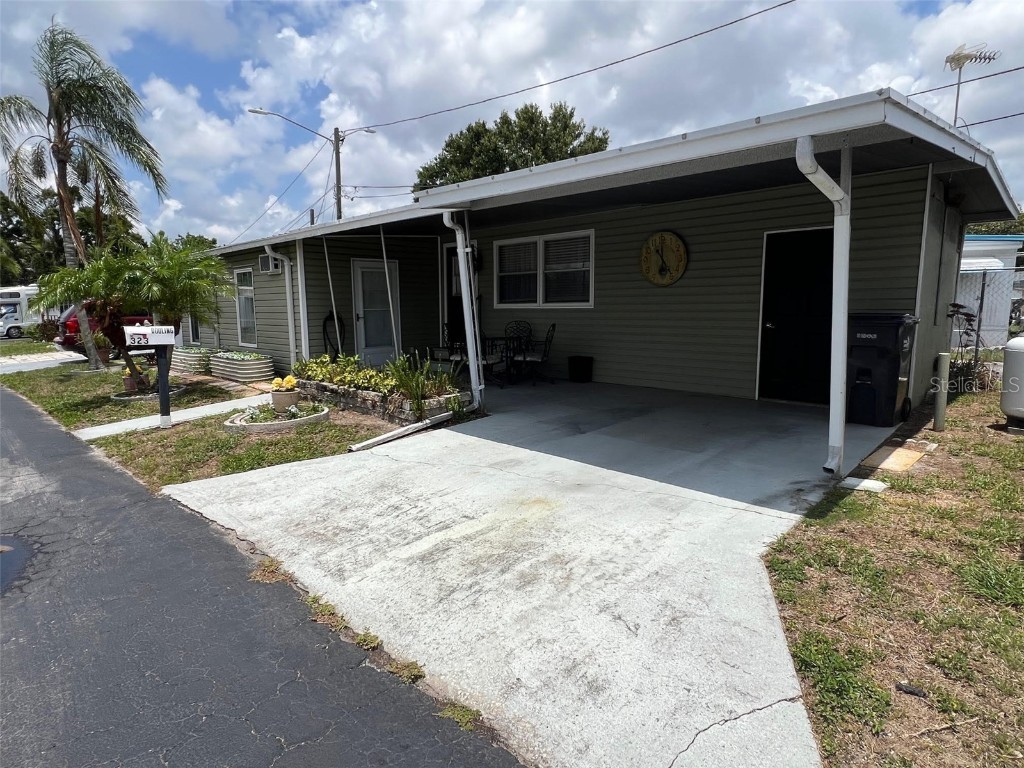 4097 46th Avenue N #323 Saint Petersburg FL 33714 TB8392215 image1