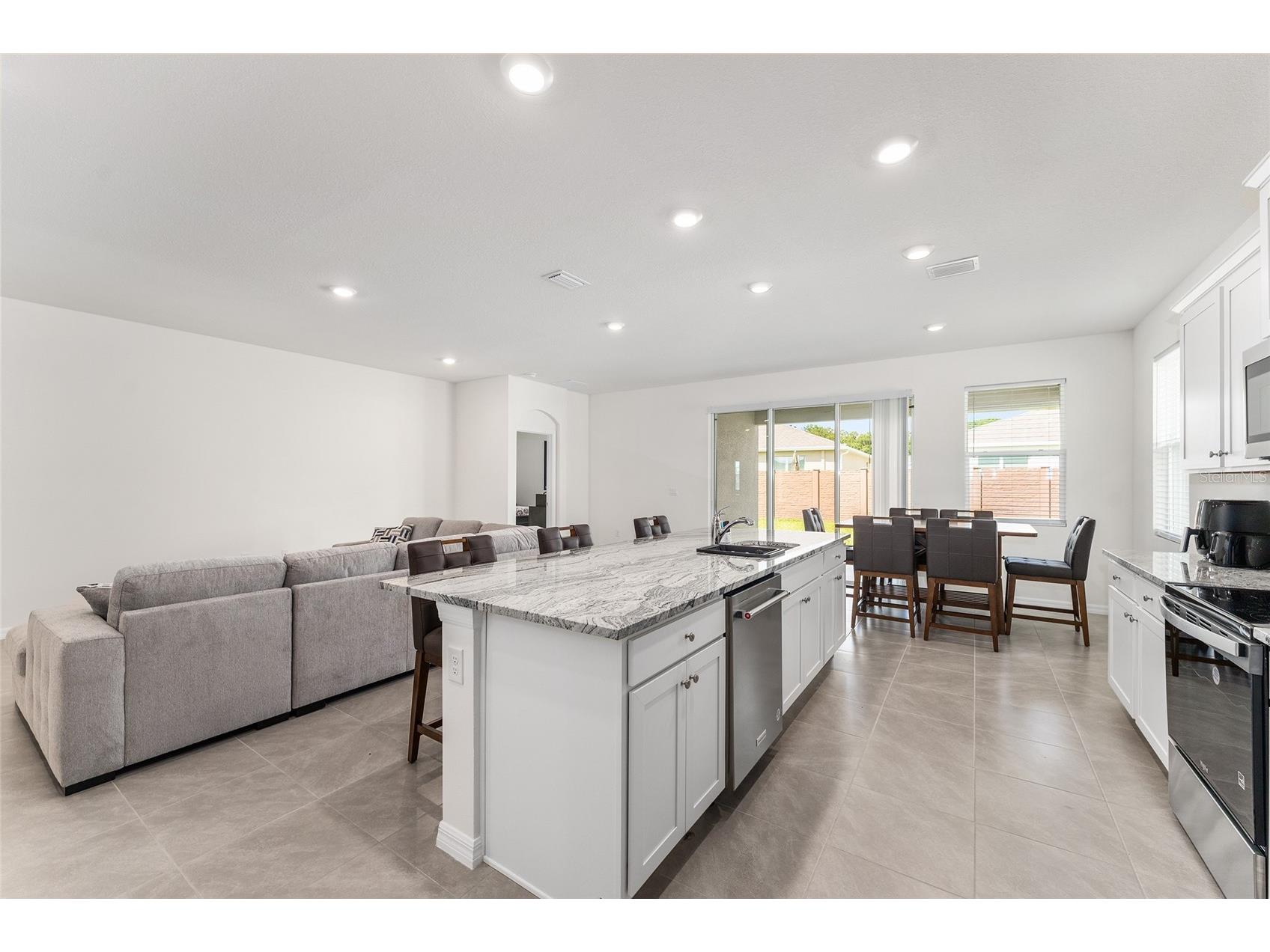 4098 NW 48th Terrace Road Ocala FL 34482 OM718522 image18