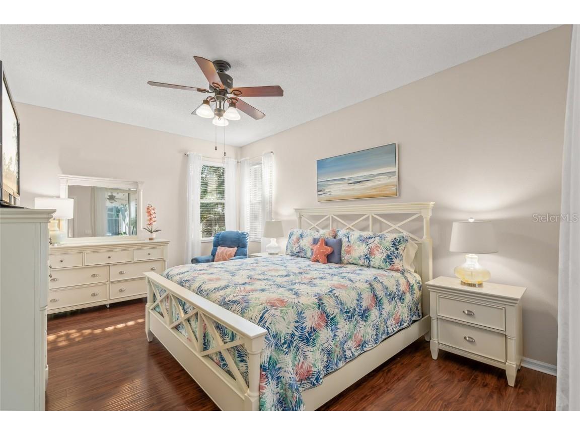 4098 Westbourne Circle Sarasota FL 34238 A4659664 image17