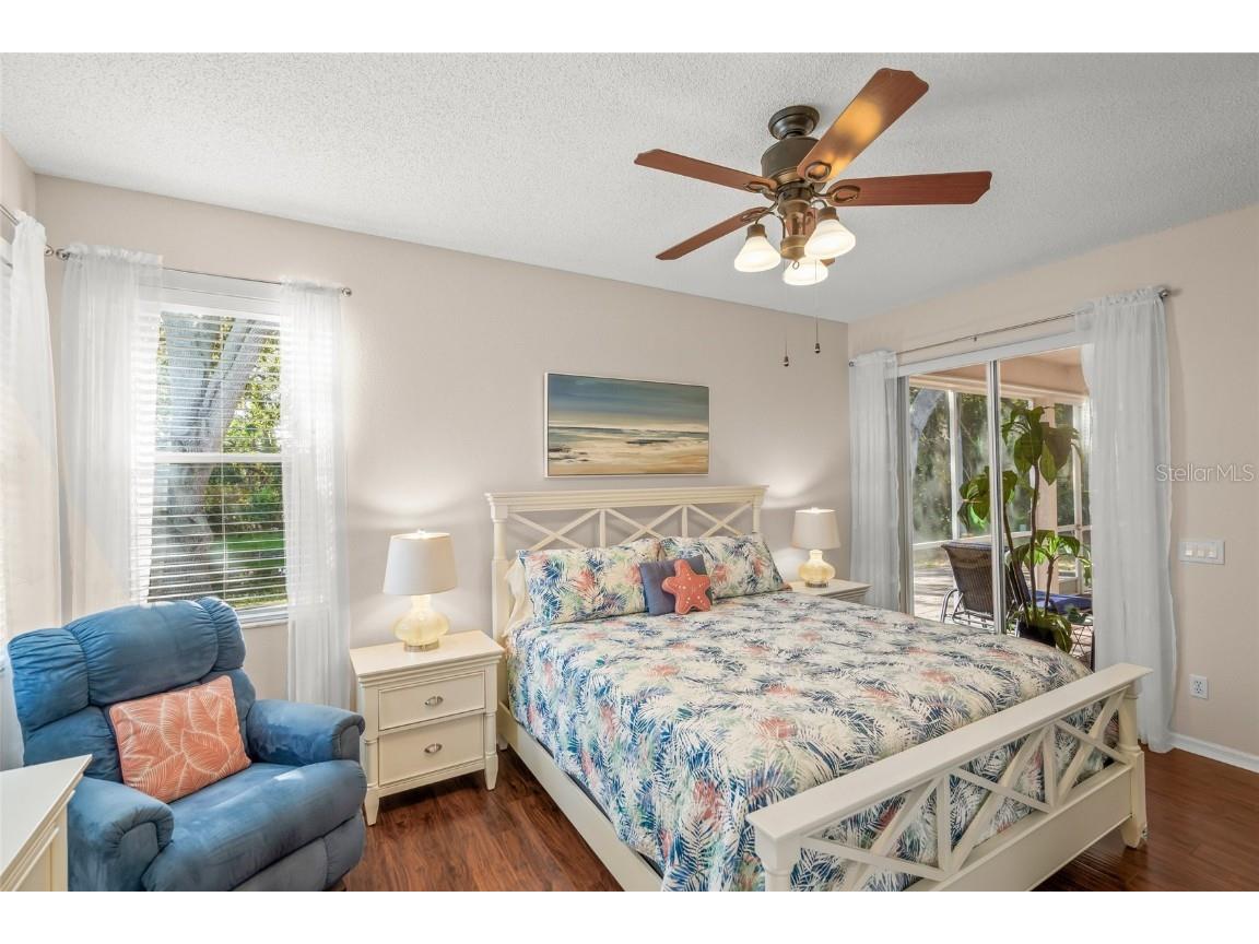 4098 Westbourne Circle Sarasota FL 34238 A4659664 image18