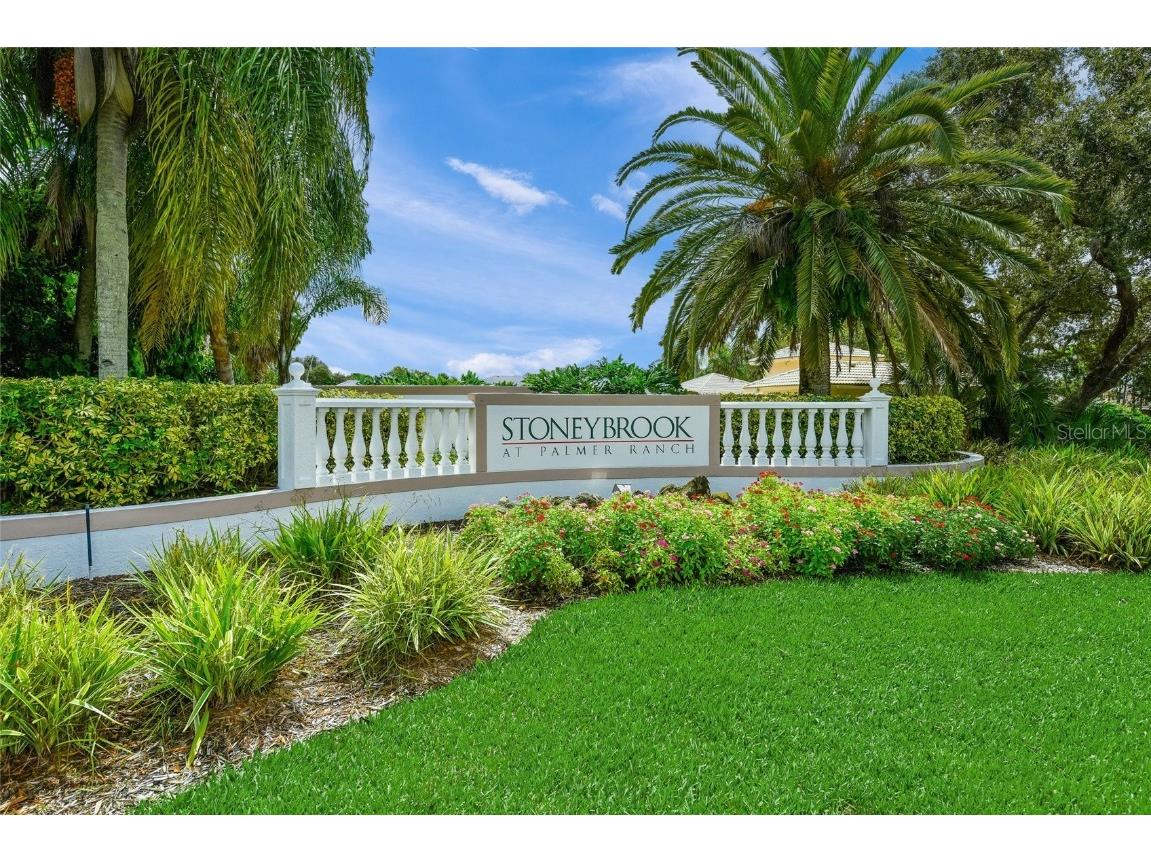 4098 Westbourne Circle Sarasota FL 34238 A4659664 image2