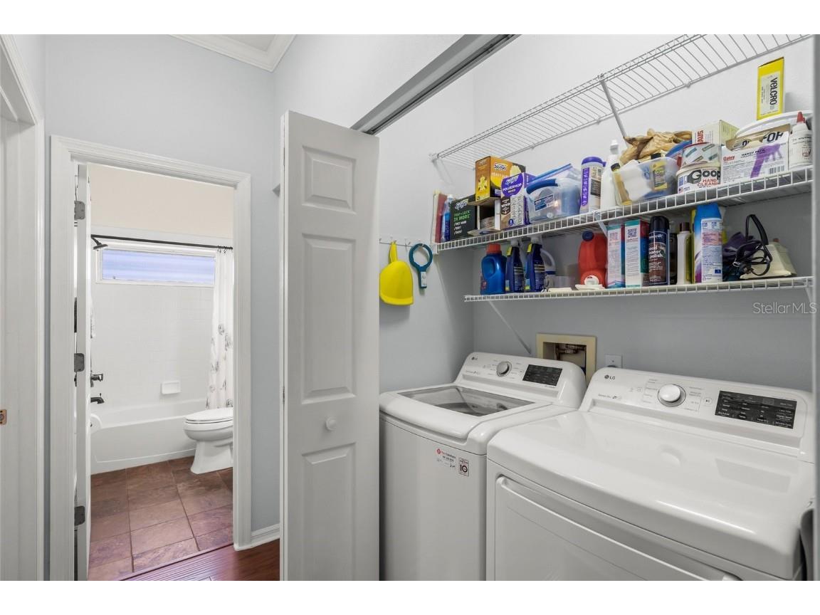 4098 Westbourne Circle Sarasota FL 34238 A4659664 image31