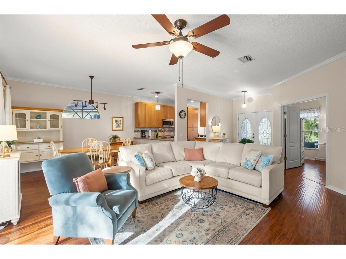 4098 Westbourne Circle Sarasota FL 34238 A4659664 image5