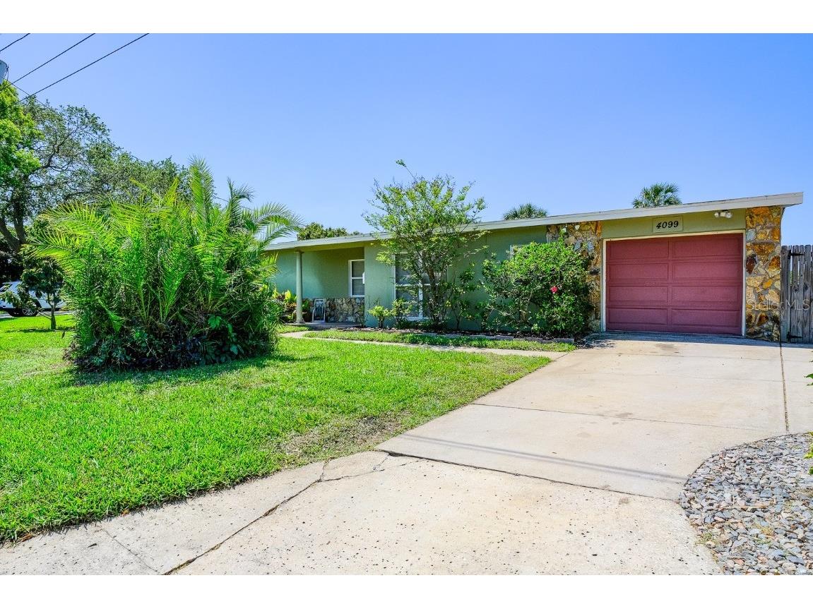 4099 Pompano Drive SE Saint Petersburg FL 33705 U8195409 image1