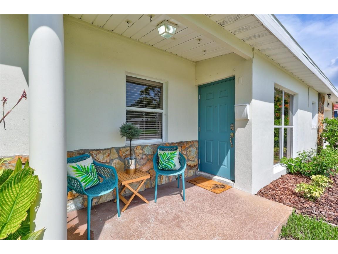 4099 Pompano Drive SE Saint Petersburg FL 33705 TB8388810 image1