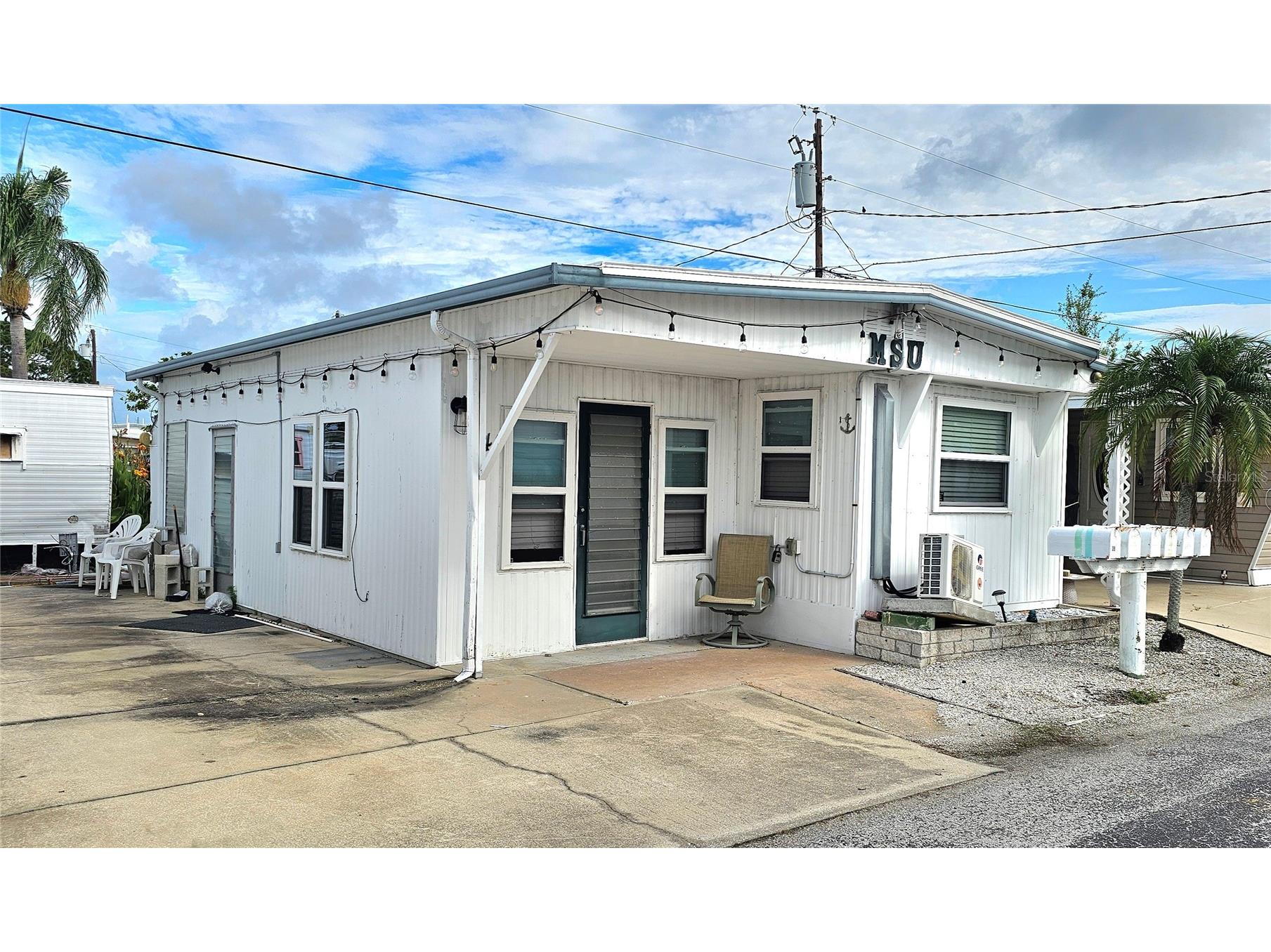 41 2nd Street Bradenton FL 34210 A4695659 image1