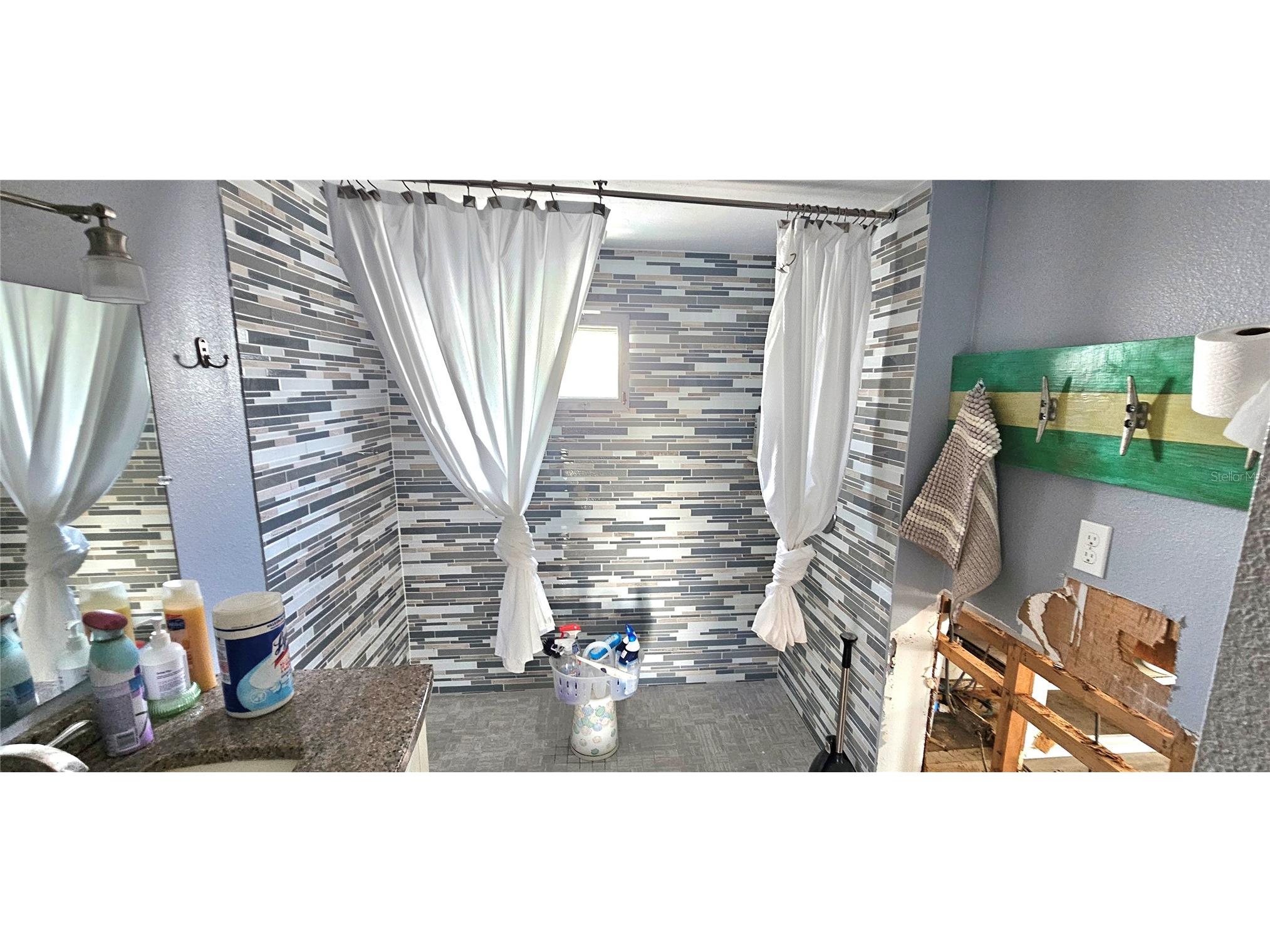 41 2nd Street Bradenton FL 34210 A4695659 image15